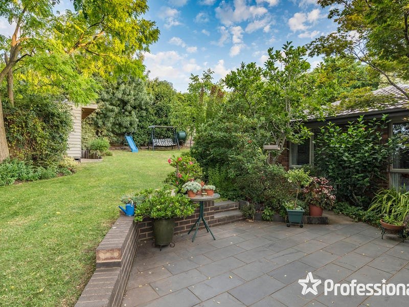 2 Great Oak Court, Mooroolbark image 18