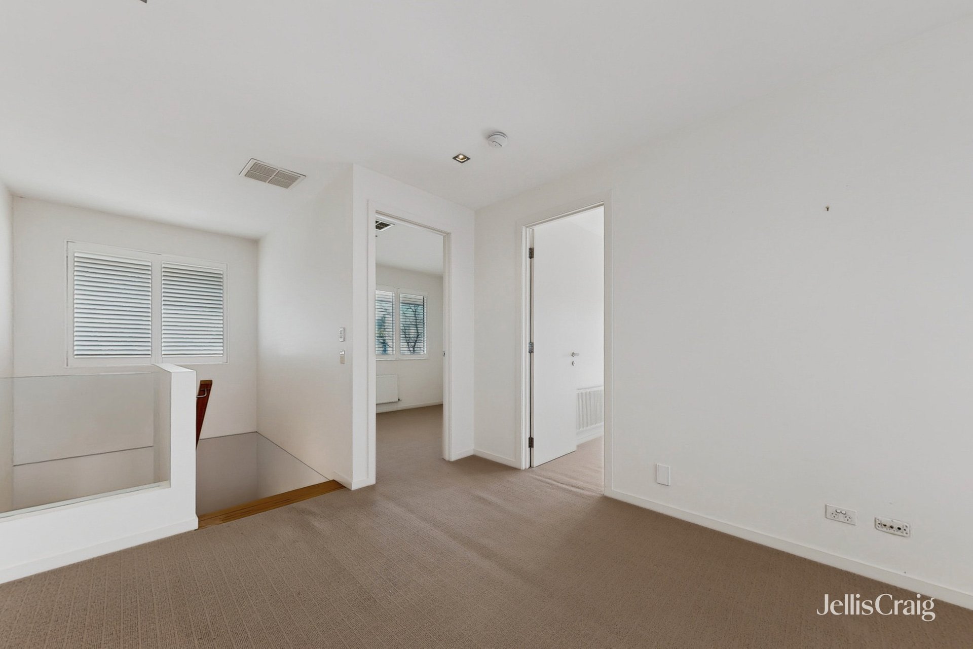 2 Griffiths Grove, Brighton&nbsp;East image 10