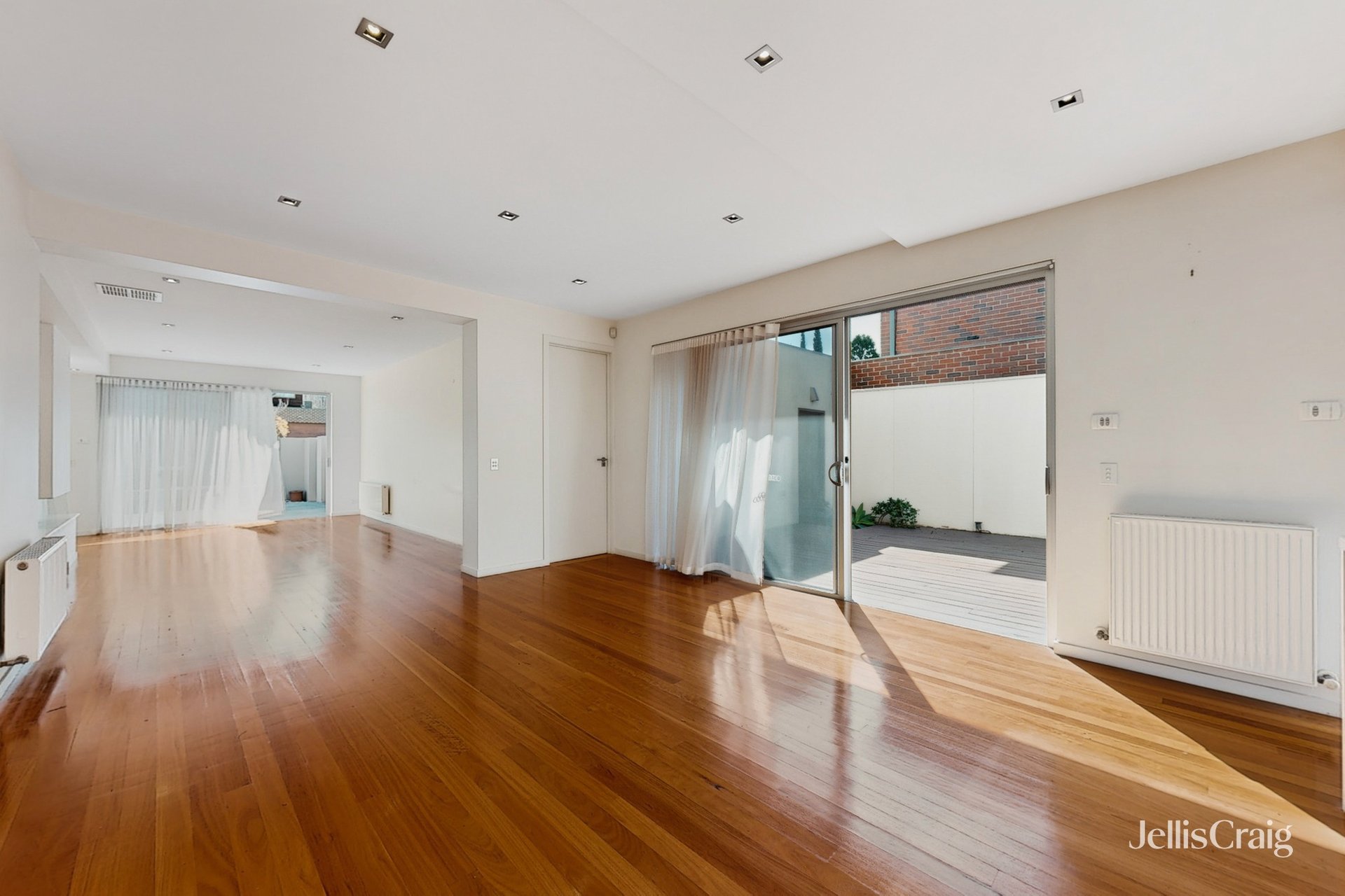 2 Griffiths Grove, Brighton&nbsp;East image 5