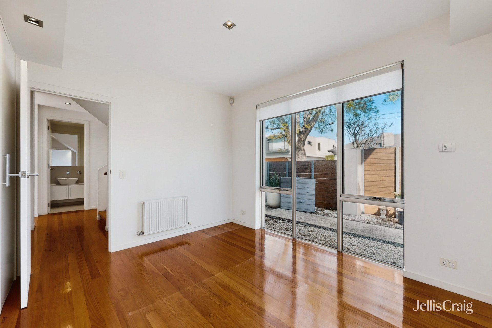 2 Griffiths Grove, Brighton&nbsp;East image 6