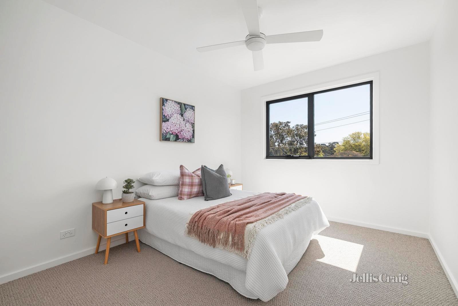 2 Griggs Court, Mornington image 9