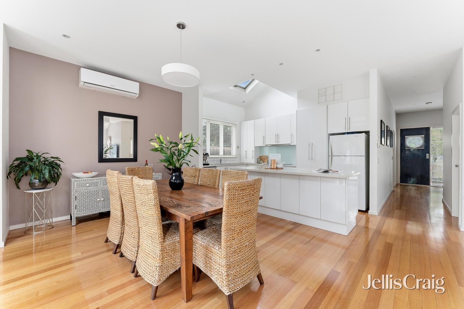 2 Gull Lane, Williamstown image 3