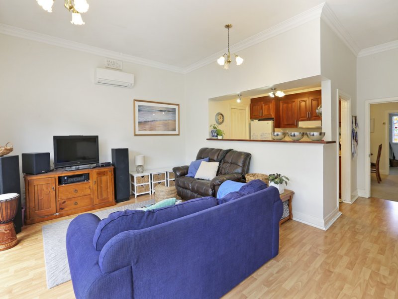 2 Gurr Street, East Geelong image 3