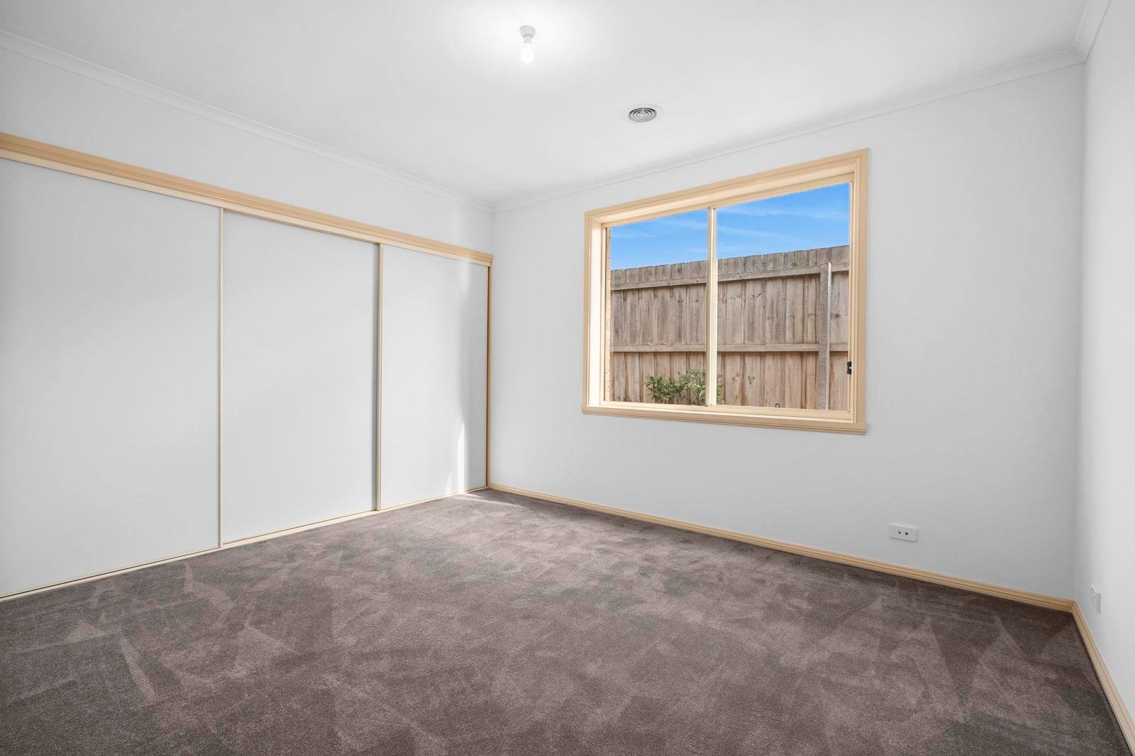 2 Hailar Lane, Lara image 9