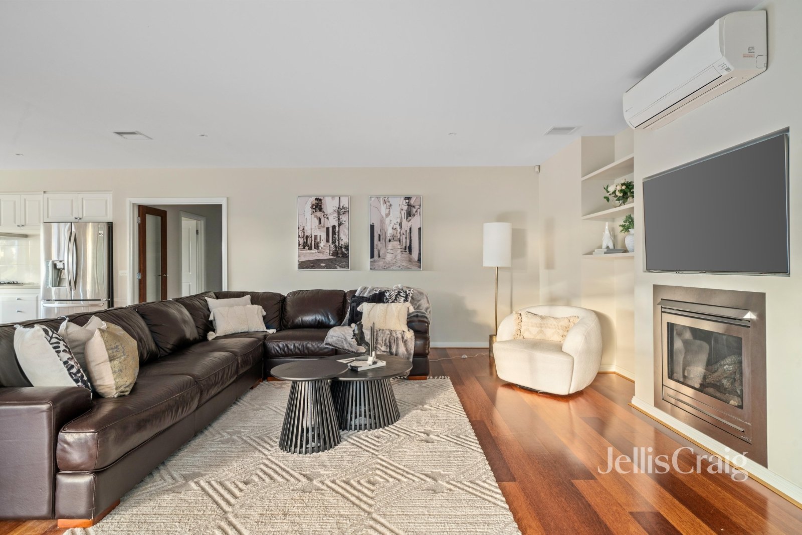 2 Hakea Close, Greensborough image 9