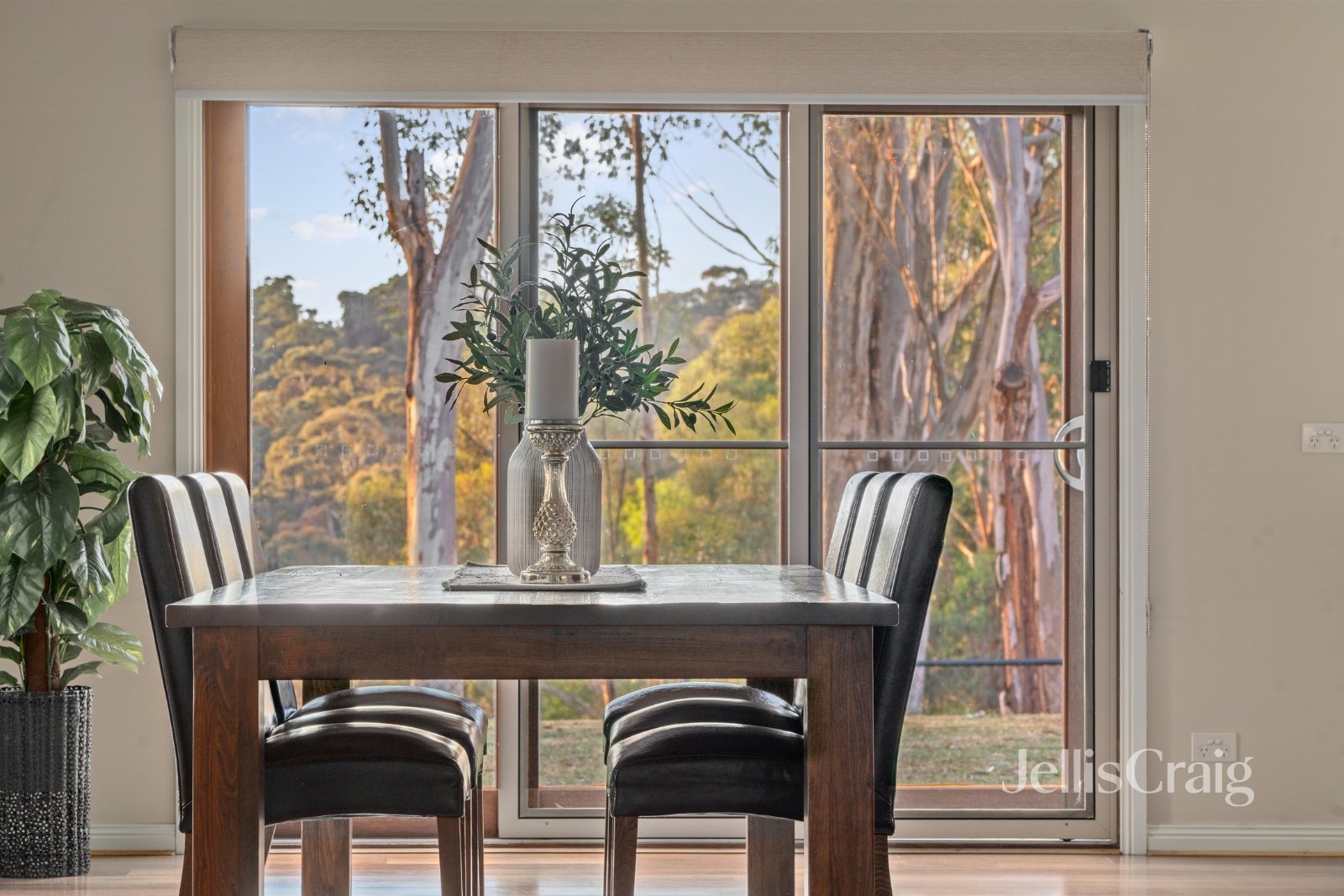 2 Hakea Close, Greensborough image 11