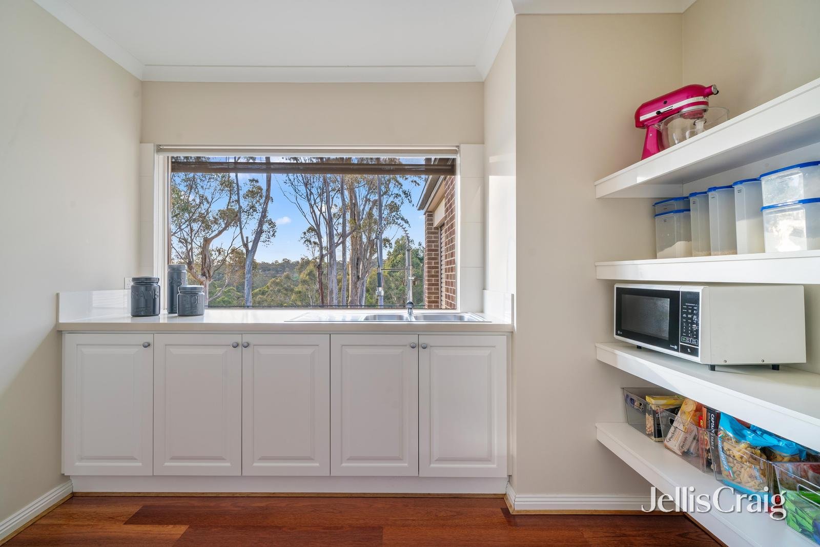 2 Hakea Close, Greensborough image 8