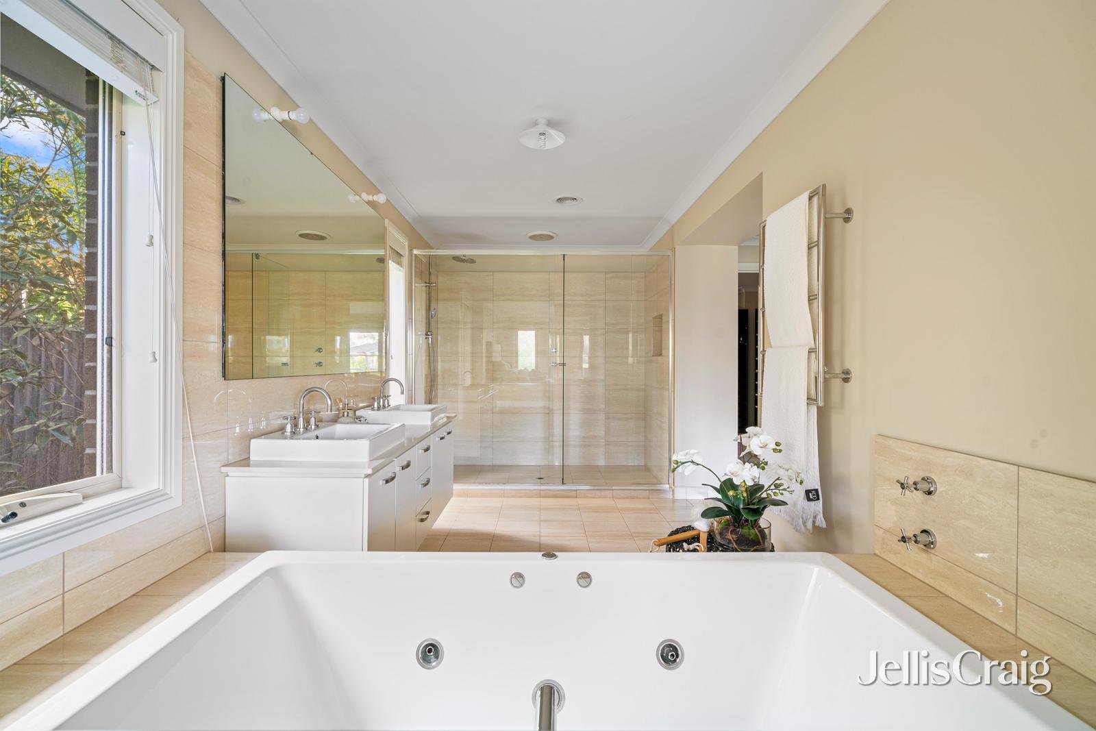 2 Hakea Close, Greensborough image 19