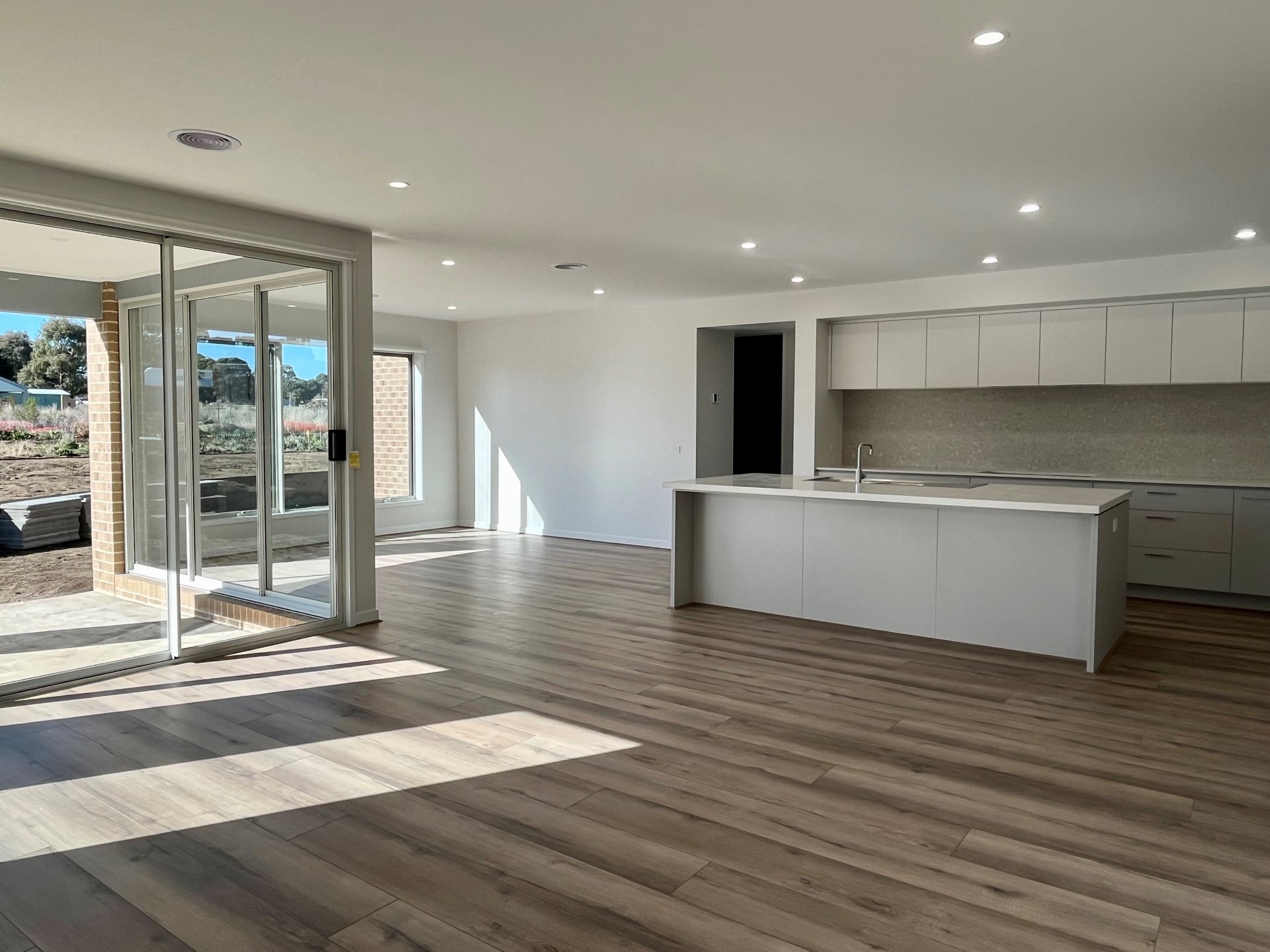 Property Gallery Thumbnail 4