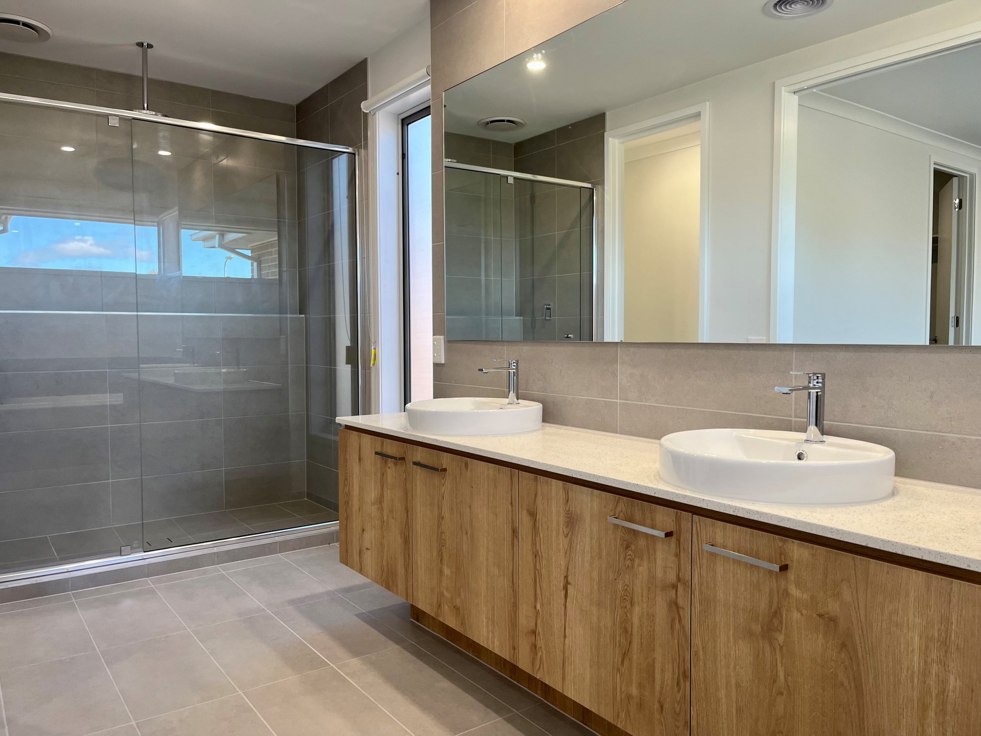 Property Gallery Thumbnail 5