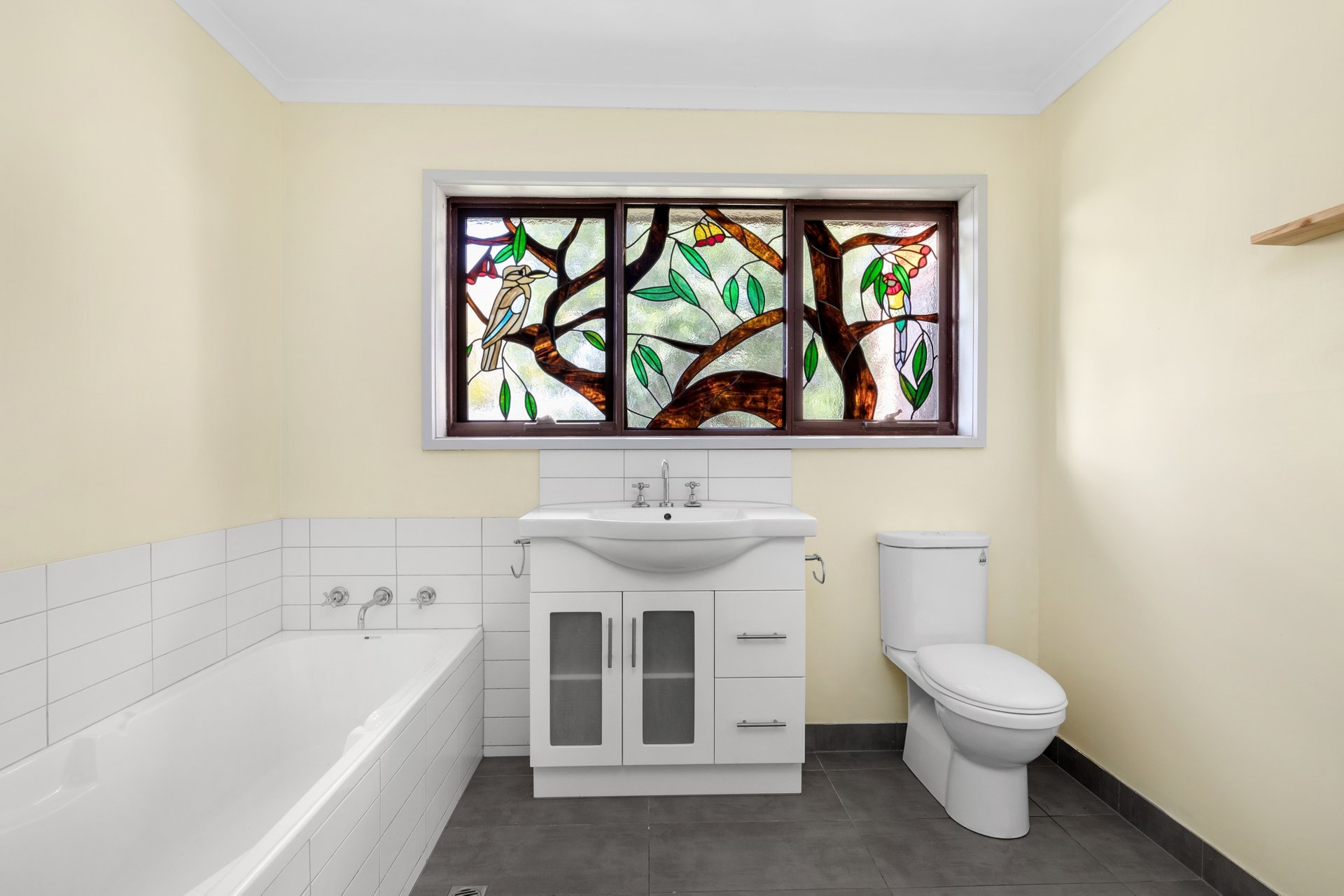 Property Gallery Thumbnail 6
