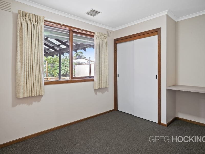 2 Harvey Close, Altona Meadows image 9