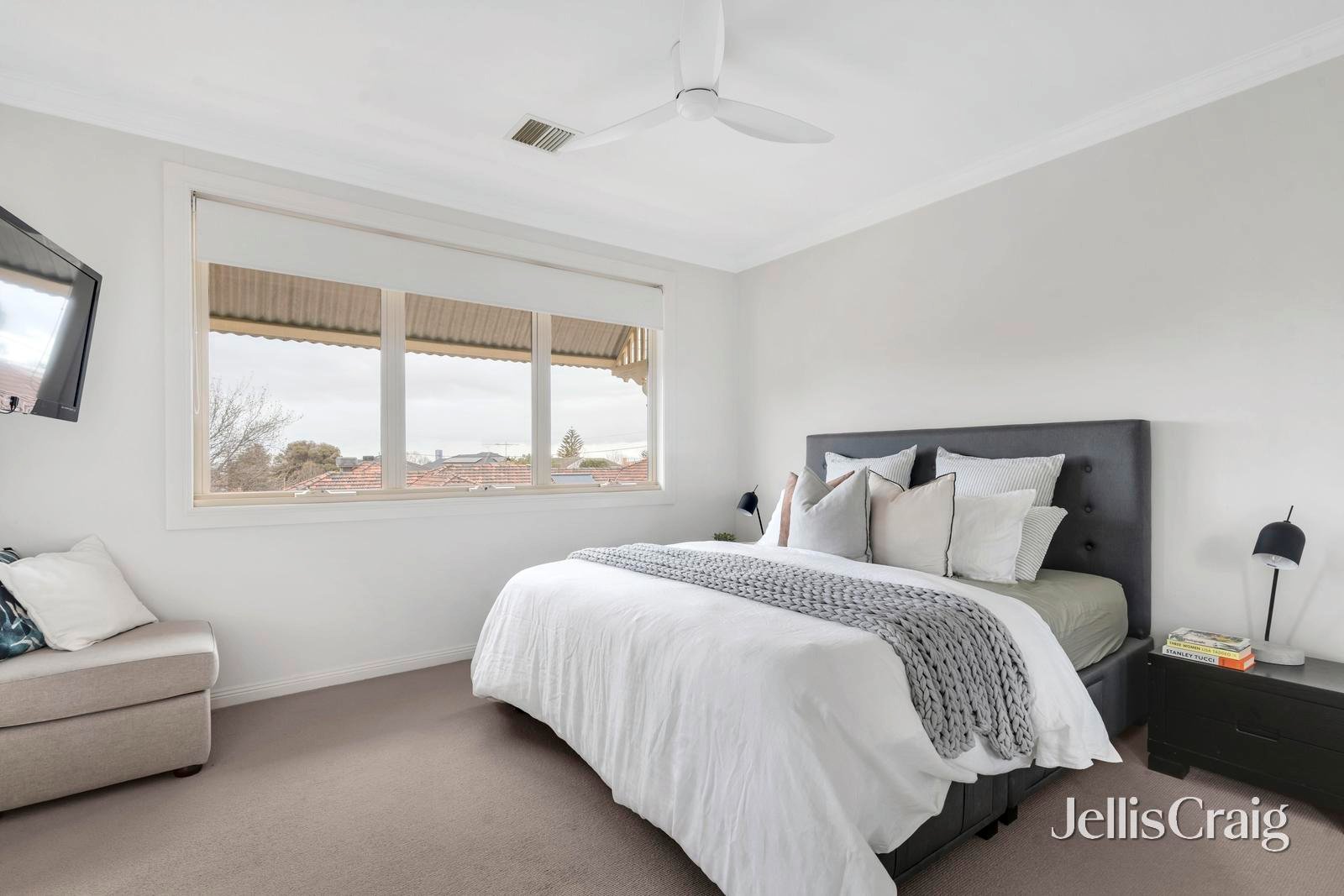 2 Heliopolis Street, Pascoe Vale South image 9