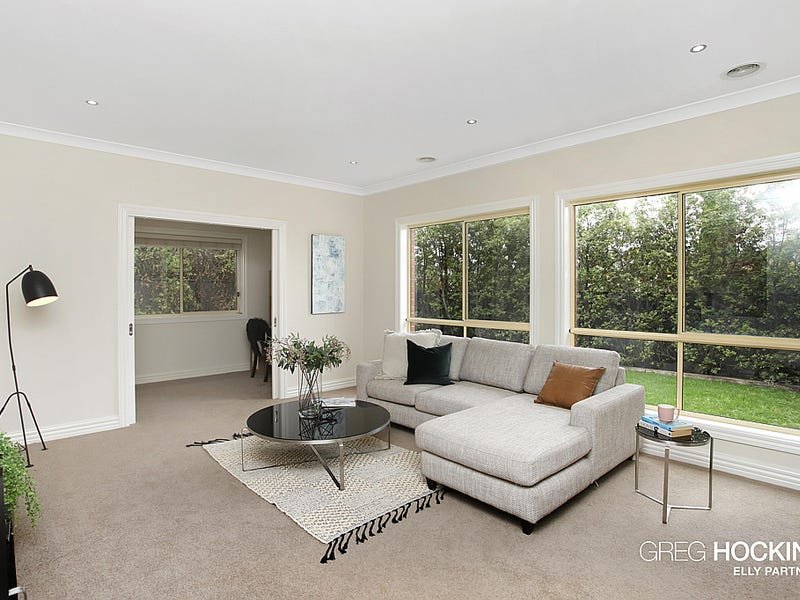 2 Helpmann Avenue, Point Cook image 4