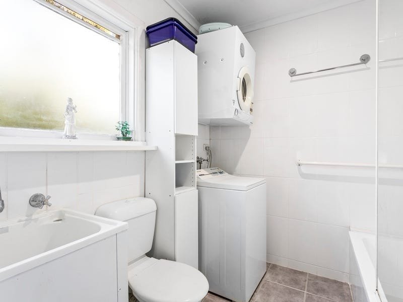 Property Gallery Thumbnail 8
