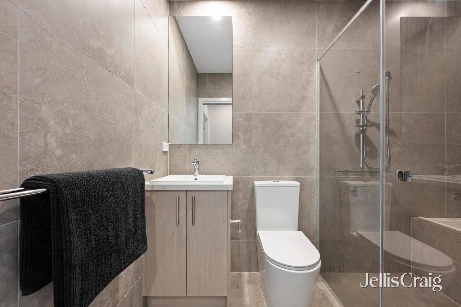 2 Hermes Close, Mooroolbark image 6
