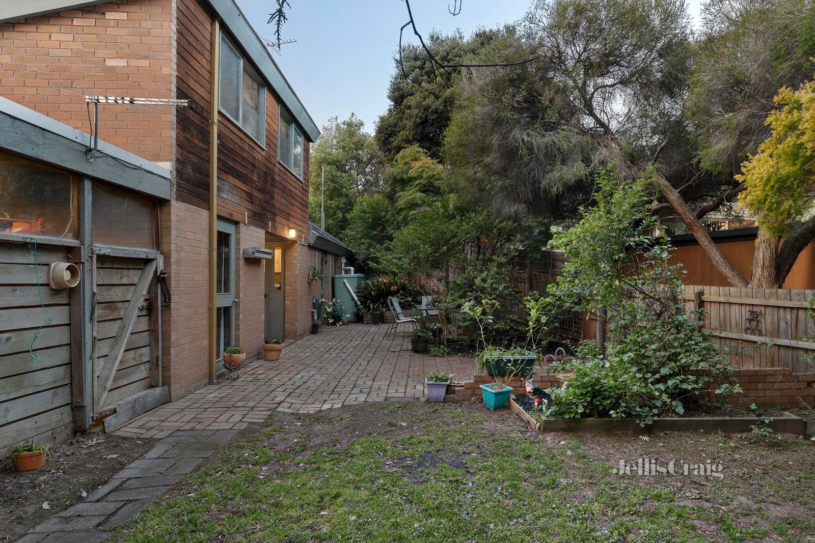 2 Hibiscus Avenue, Briar Hill image 16