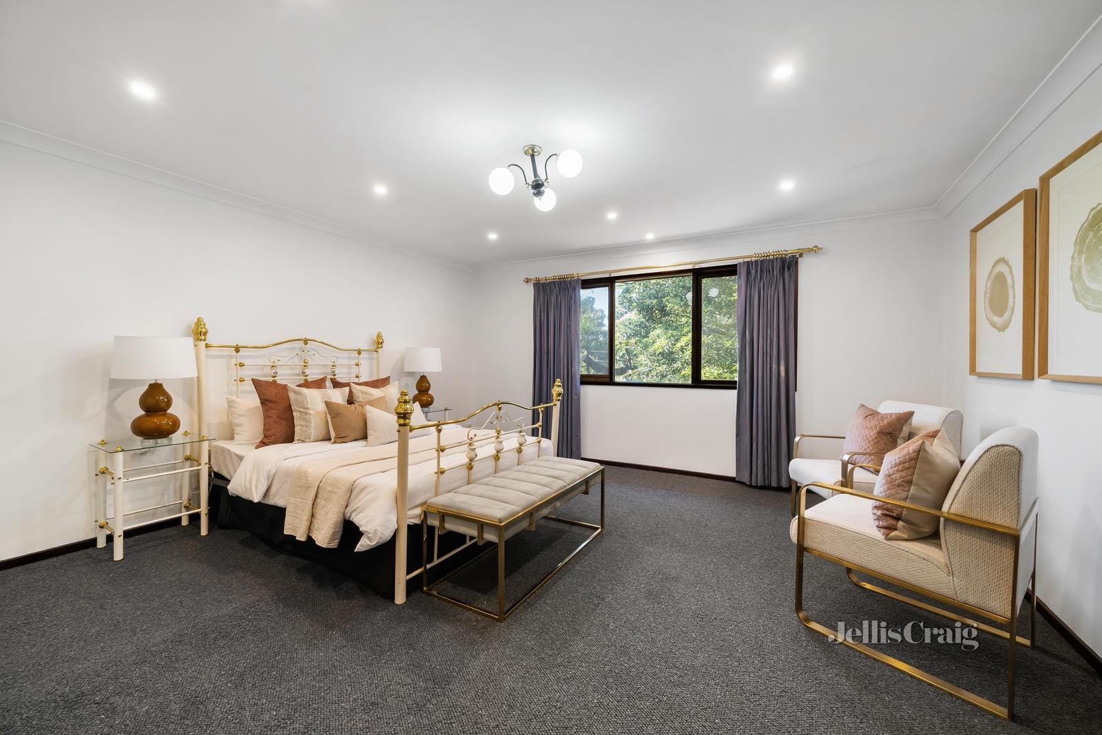2 Highvale Court, Glen Waverley image 7