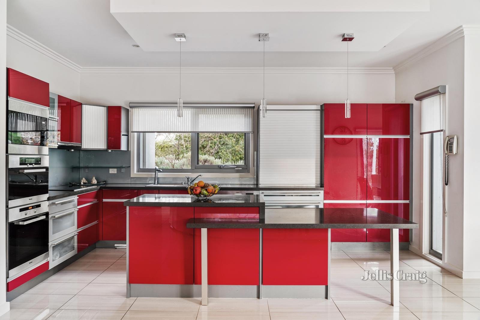 2 Hillcrest Road, Eltham North image 3