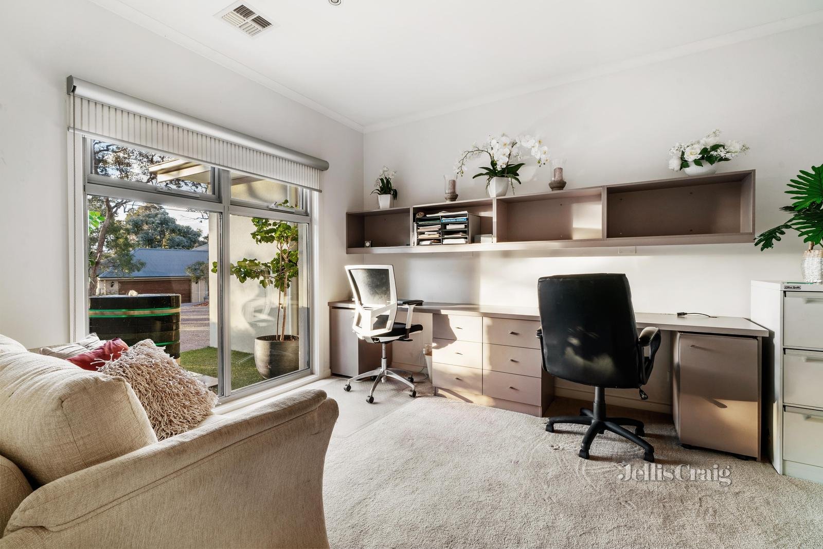 2 Hillcrest Road, Eltham North image 8