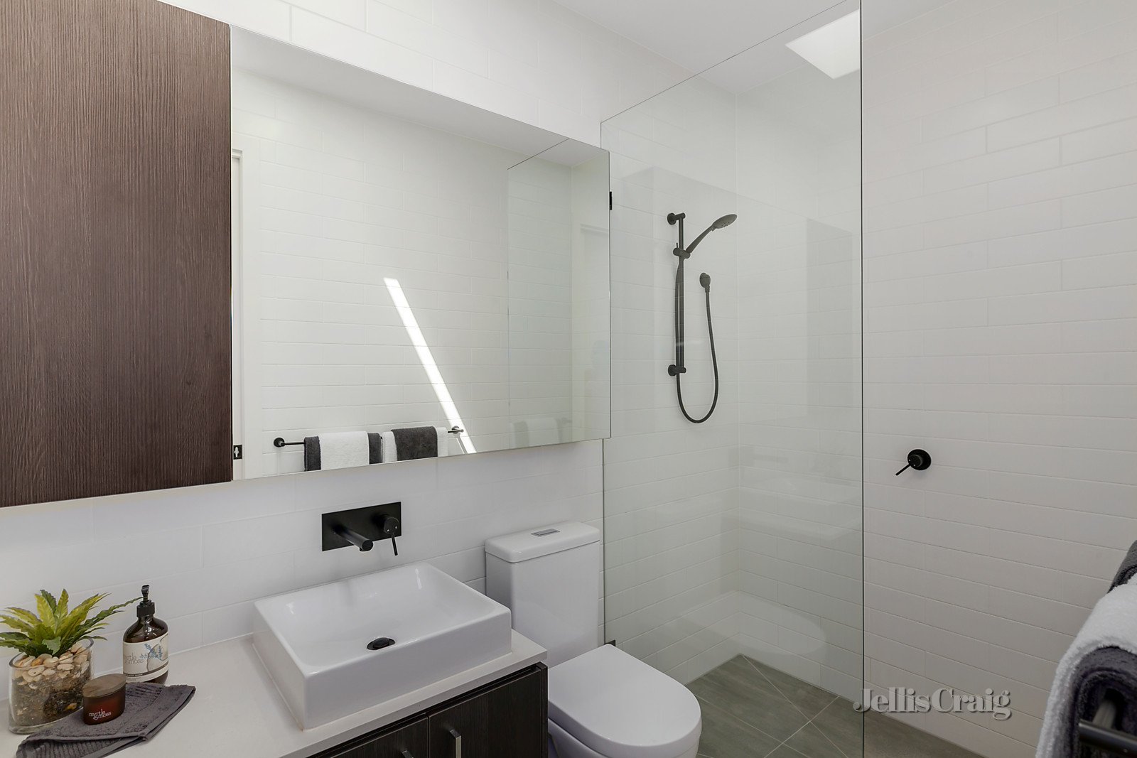 2 Hodgson Terrace, Richmond image 6