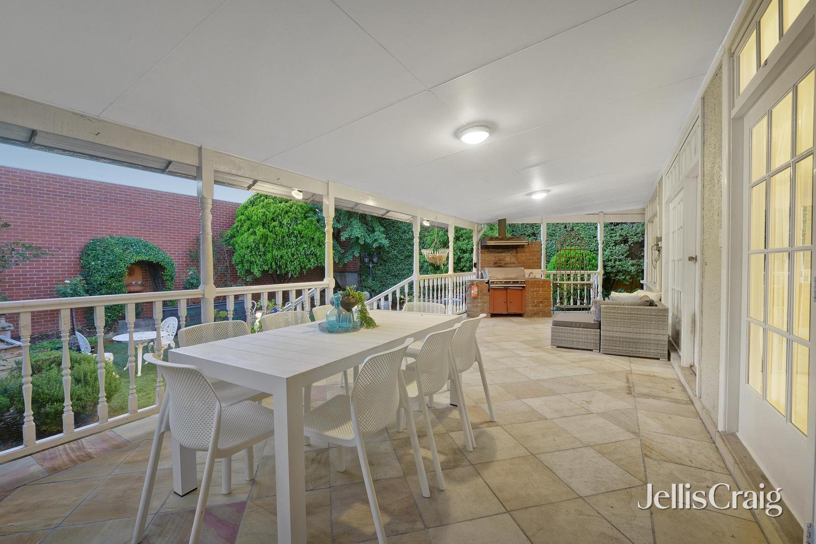 2 Holly Street, Camberwell image 13