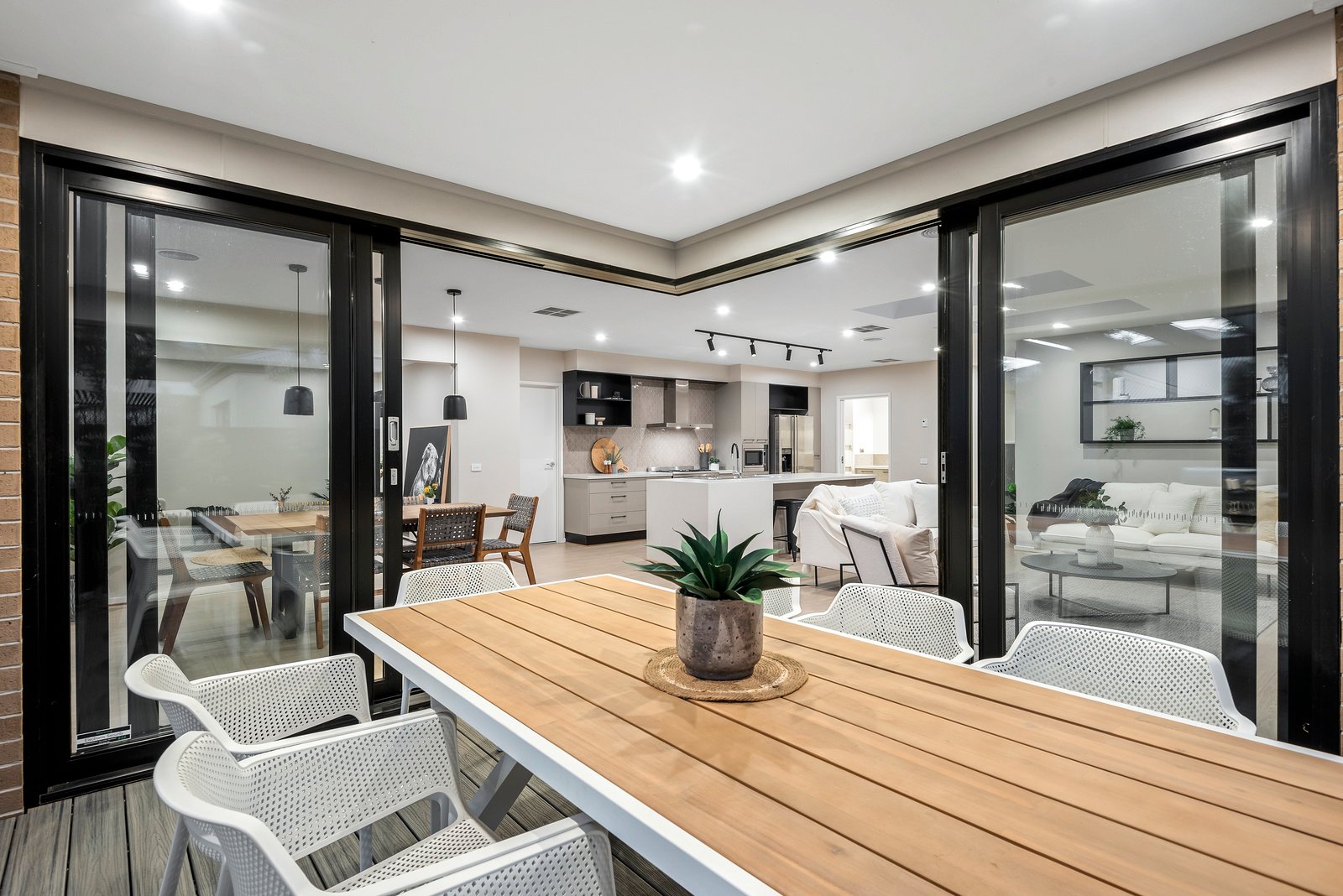 Property Gallery Thumbnail 21