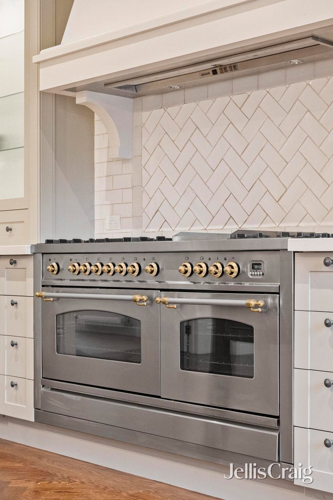 2 Honybun Court, Donvale image 6