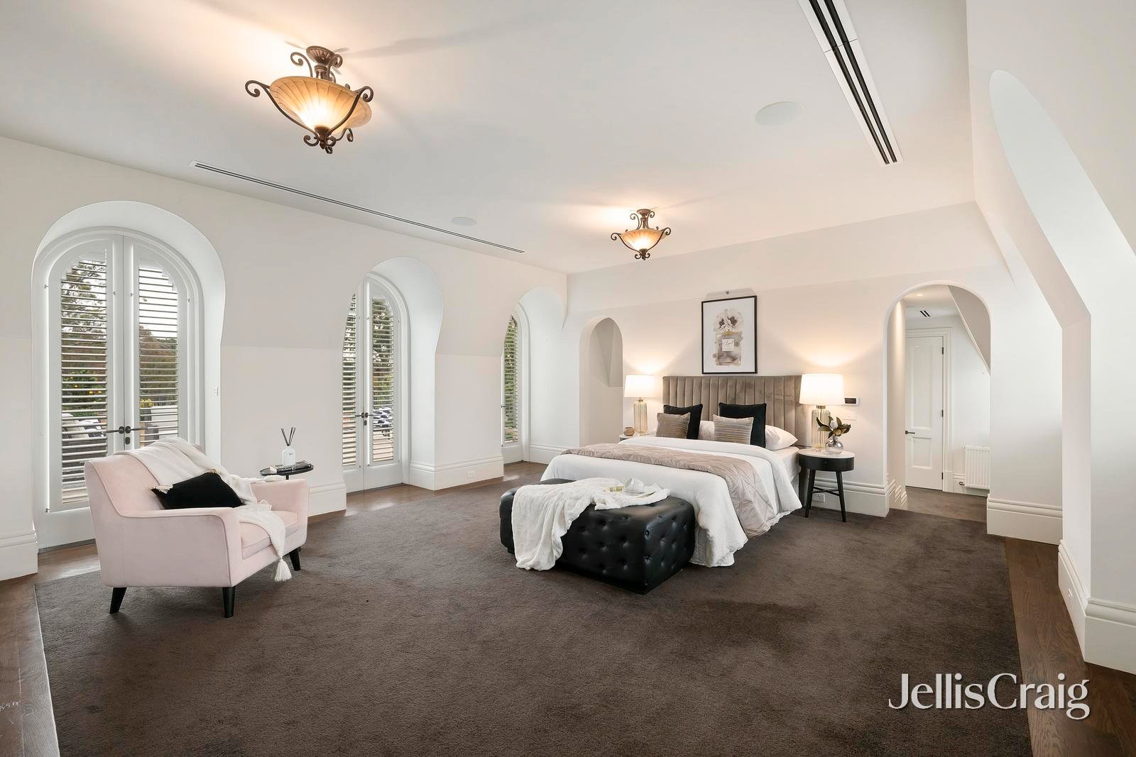 2 Honybun Court, Donvale image 12