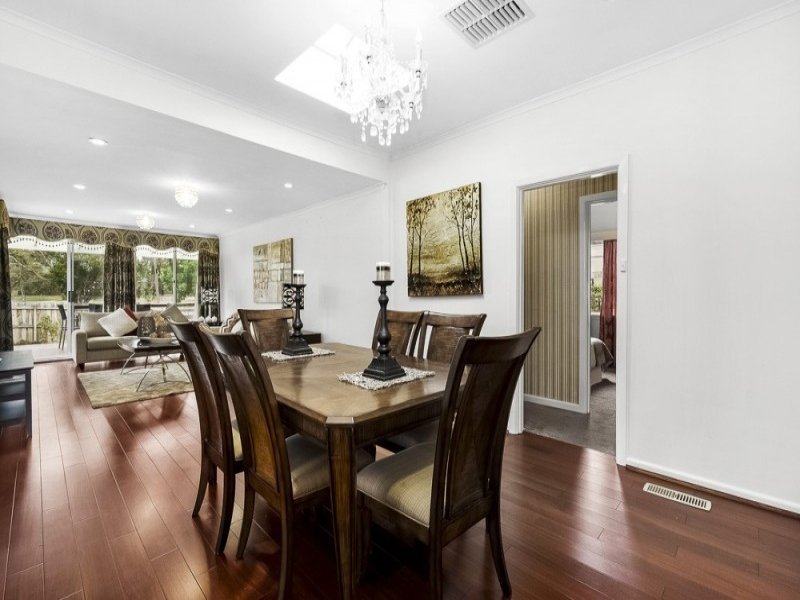 2 Hood Street, Balwyn North image 4