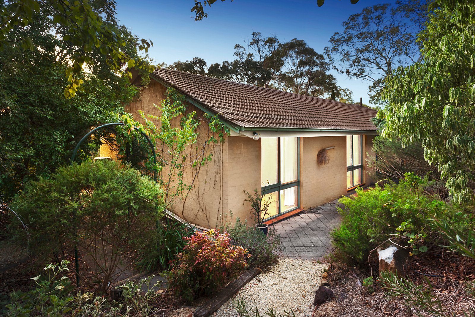 2 Hooper Road, Wonga Park, VIC, 3115 RT Edgar