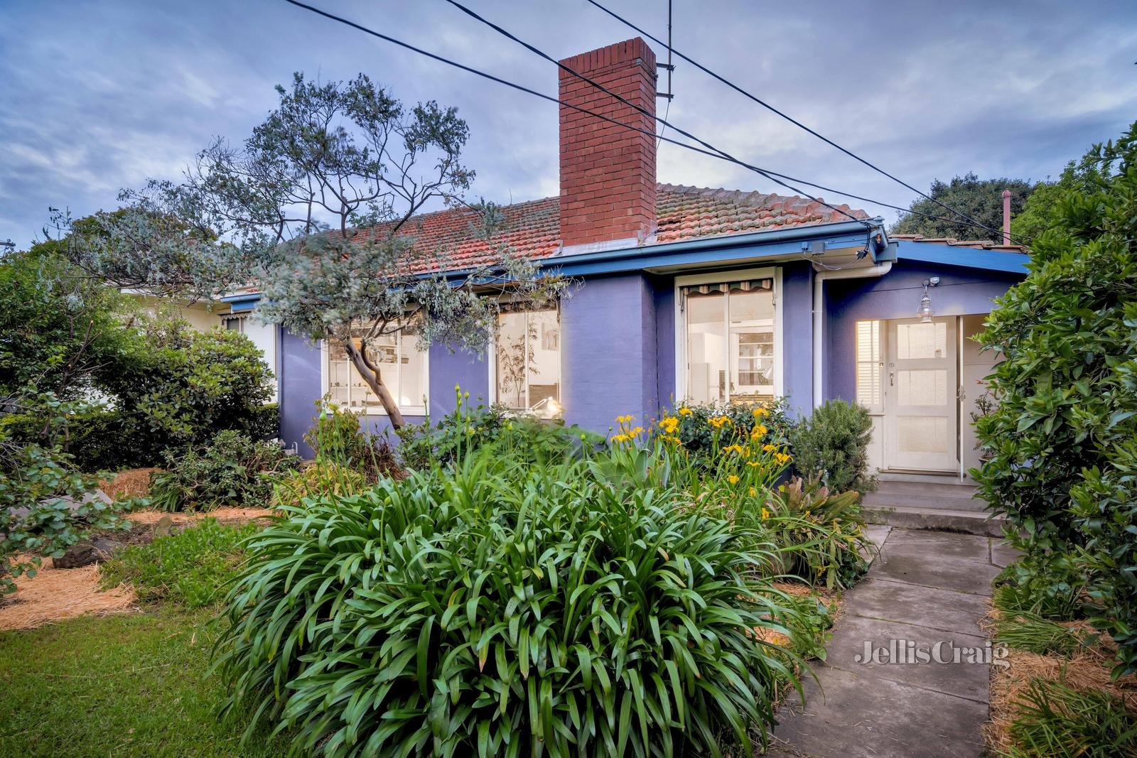 2 Hopetoun Avenue, Brunswick West image 1