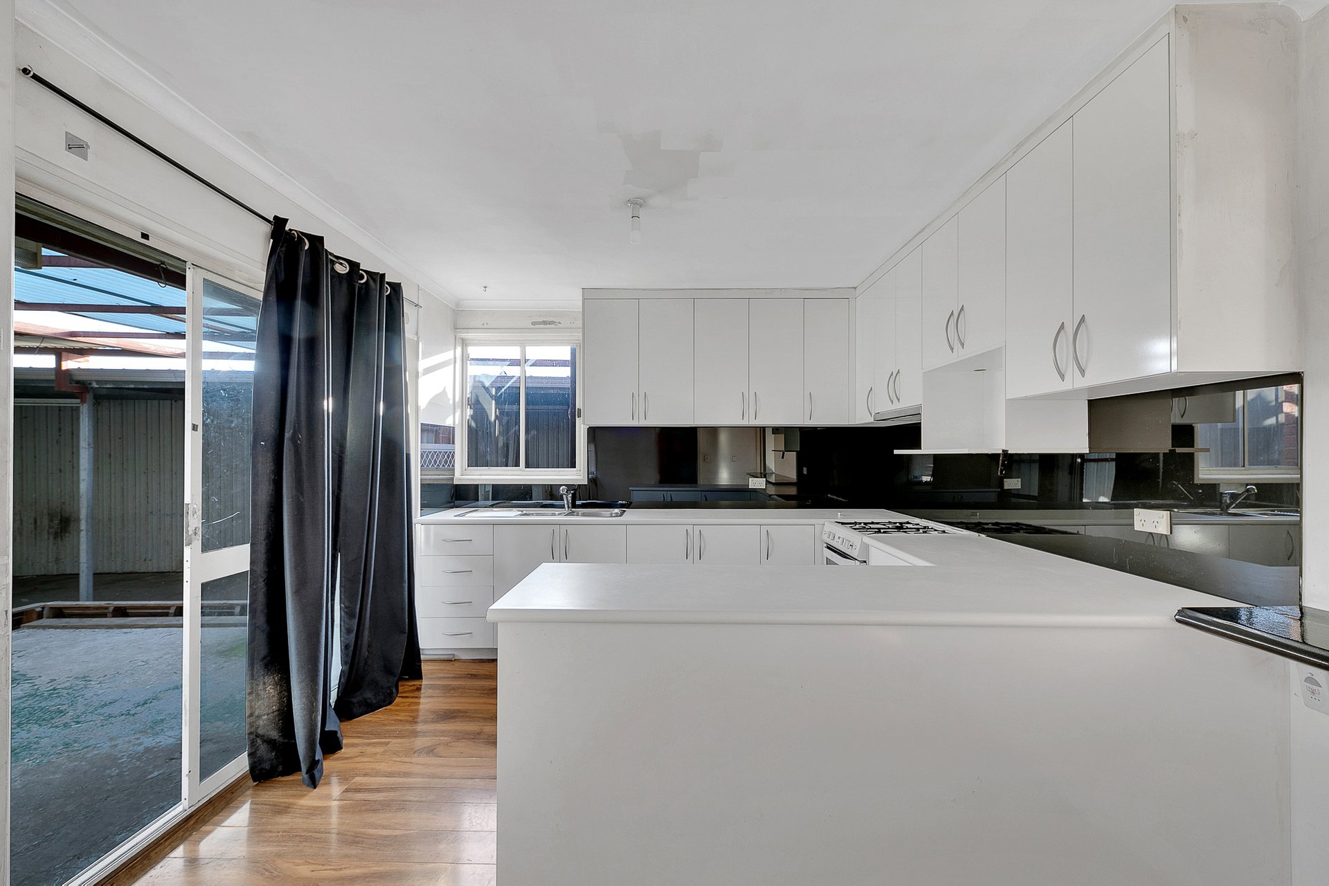 2 Howitt Avenue, Corio image 2