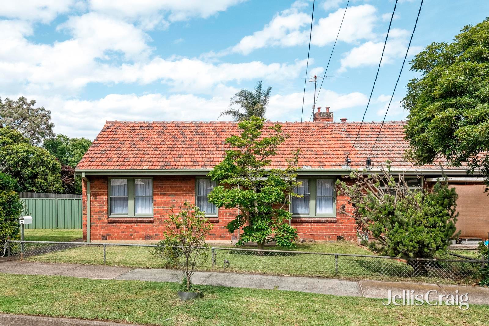2 Hurlstone Avenue, Preston image 1