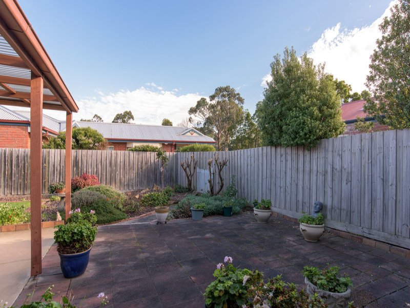 2 Hyde Park Walk, Mooroolbark image 12