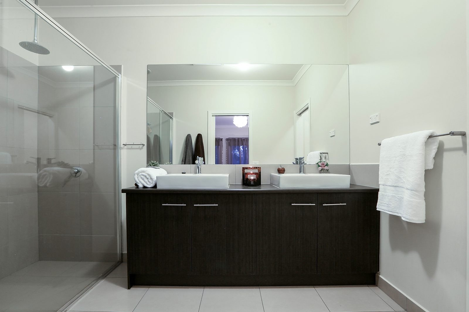 Property Gallery Thumbnail 8