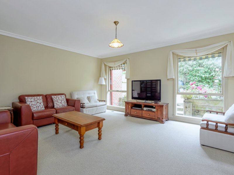 2 Inglis Street, Box Hill North image 3
