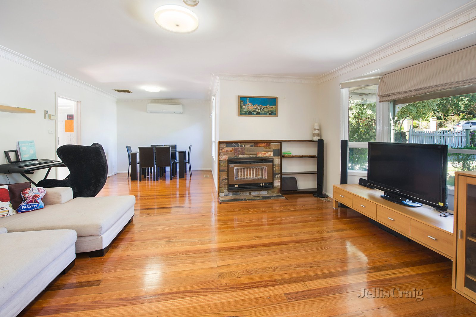 2 Iona Court, Mount Waverley image 4