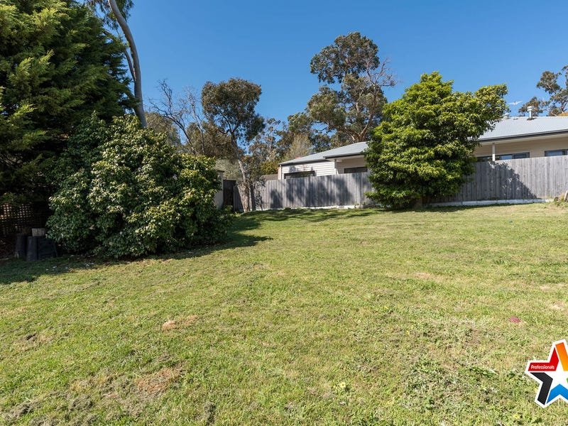 2 Irvine Street, Mount Evelyn image 10