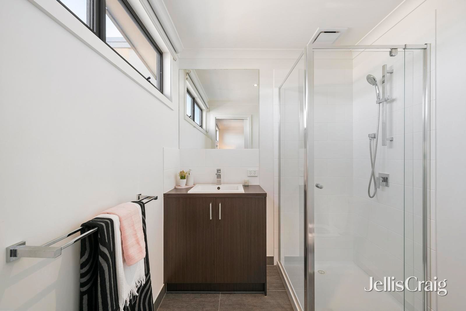 2 Isabella Place, Kilsyth image 10