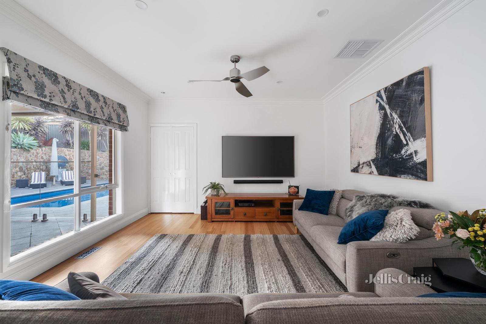 2 James Court, Diamond Creek image 8