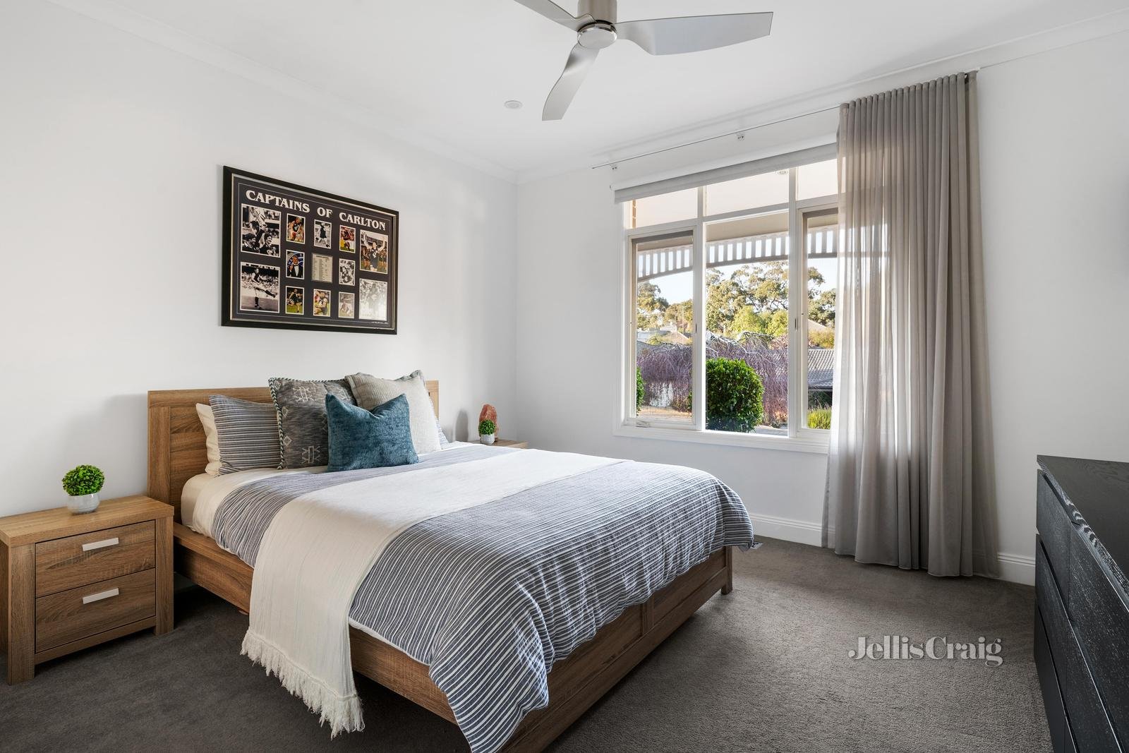 2 James Court, Diamond Creek image 9