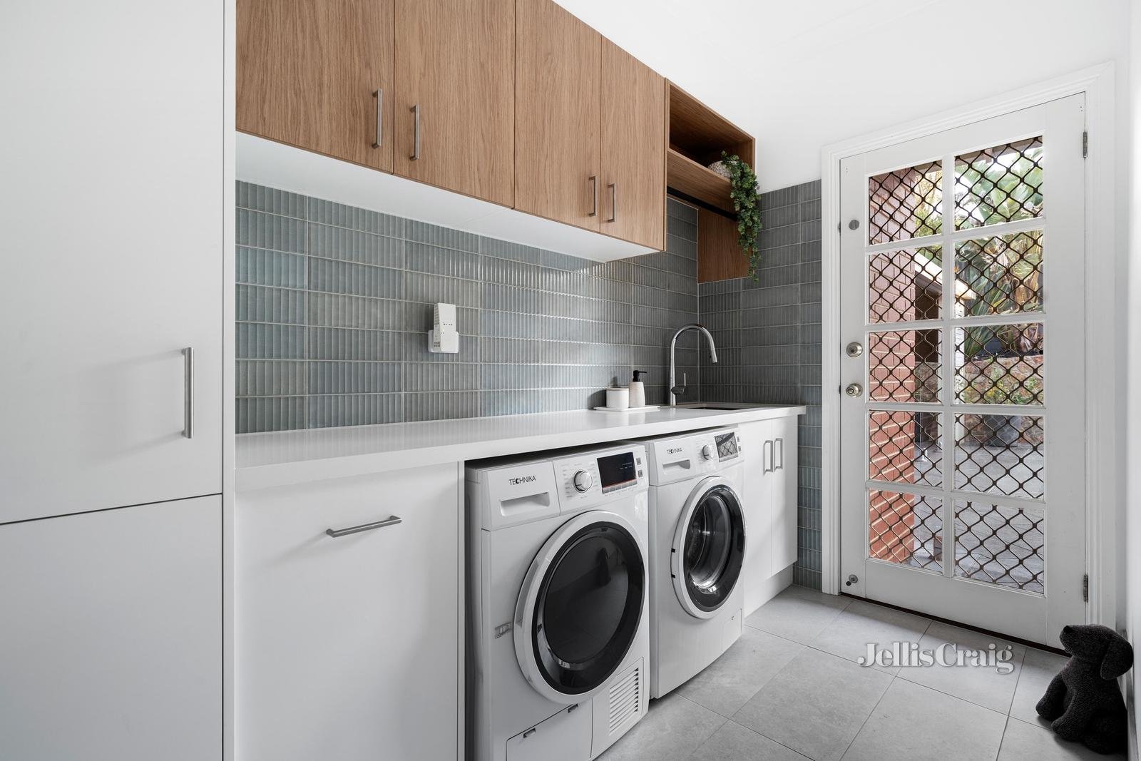 2 James Court, Diamond Creek image 16