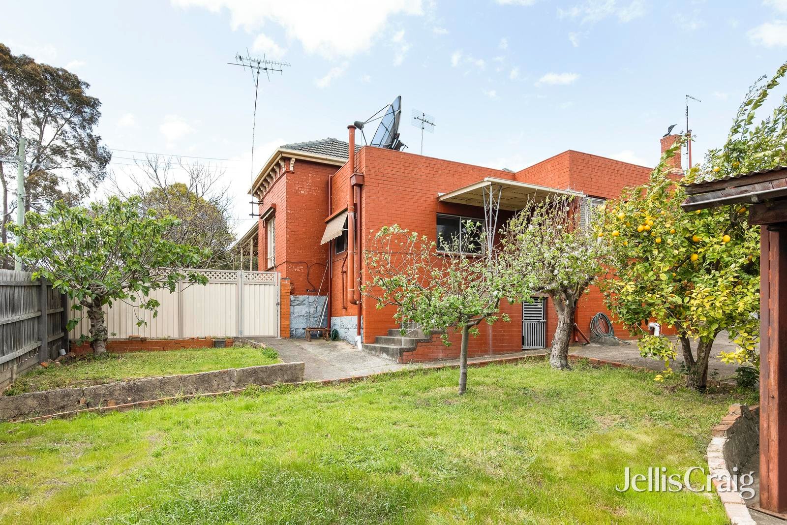 2 James Street, Northcote image 3