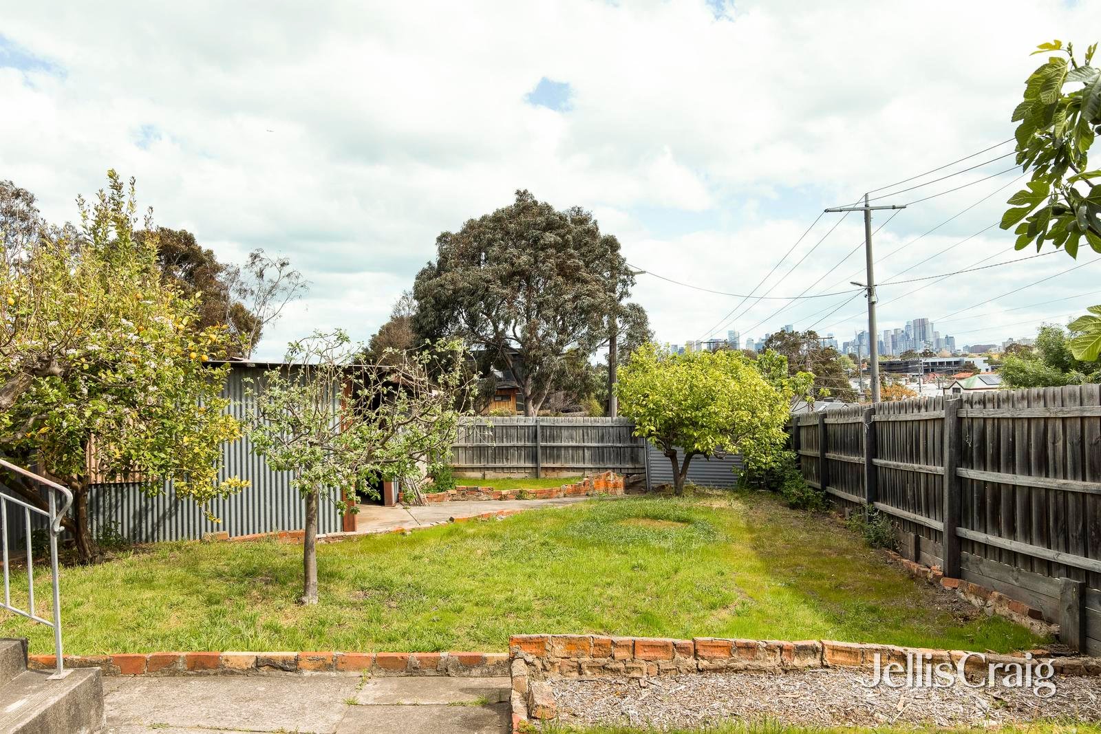 2 James Street, Northcote image 4