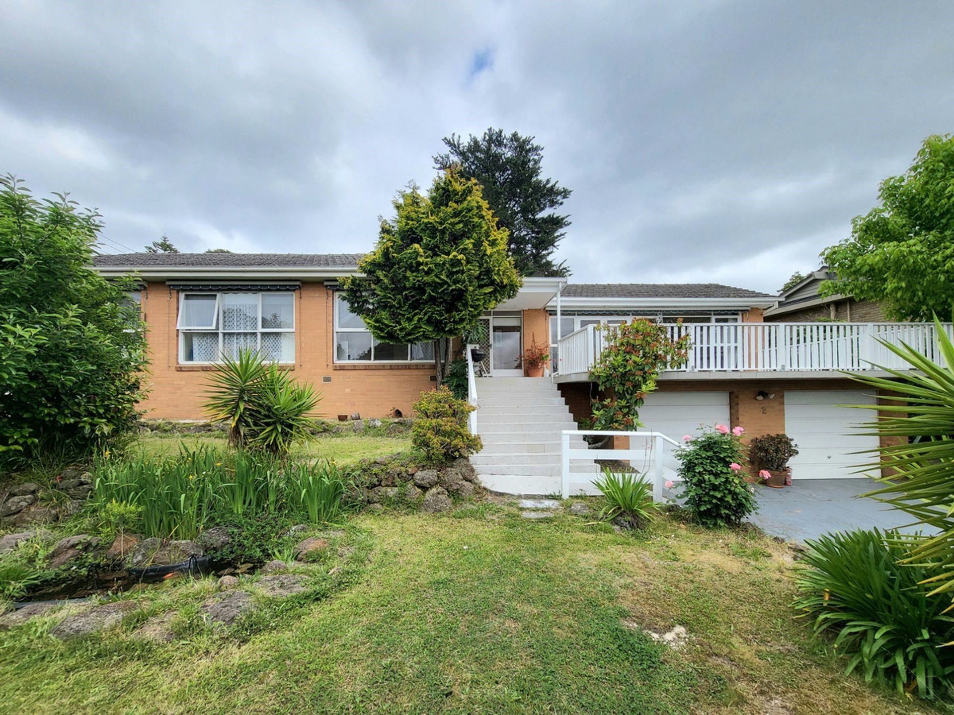 2 Jason Court, Balwyn&nbsp;North image 1