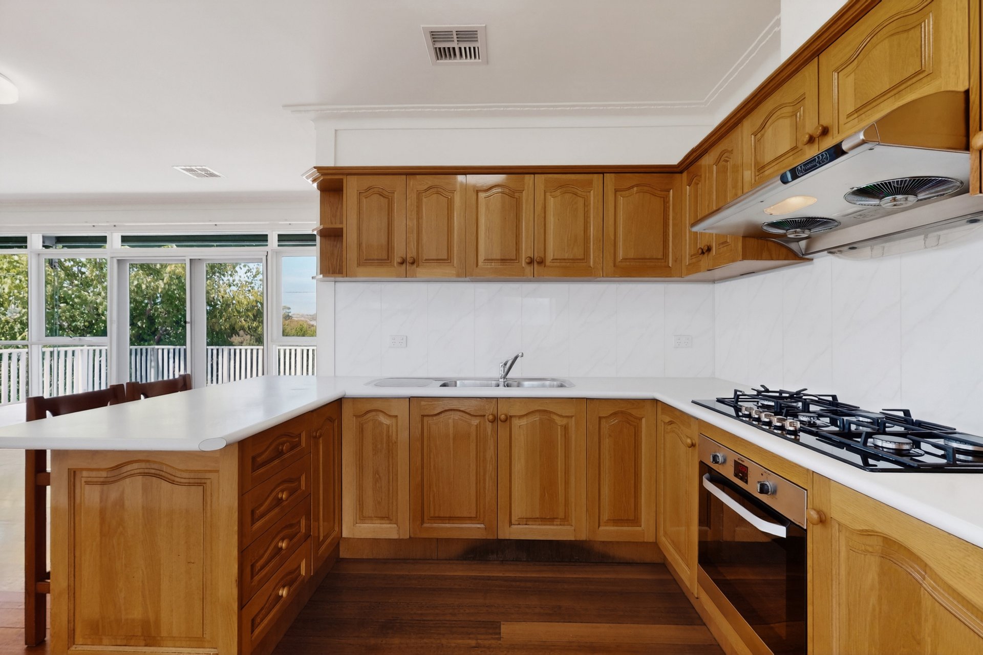 2 Jason Court, Balwyn&nbsp;North image 4