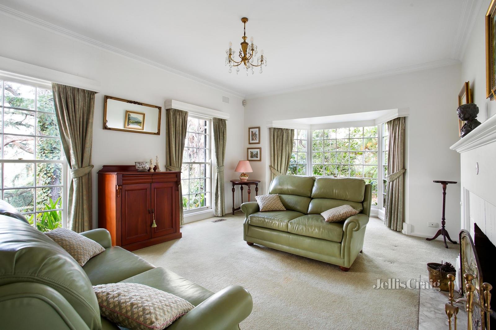 2 Jayson Avenue, Eltham image 5