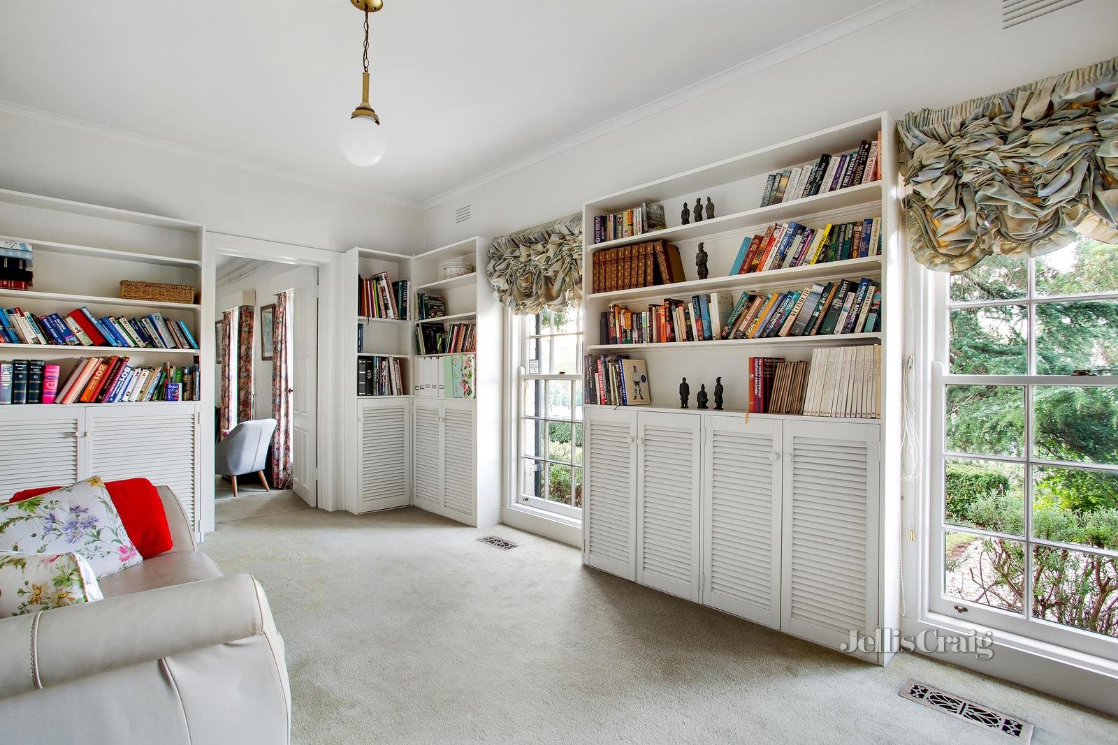 2 Jayson Avenue, Eltham image 7