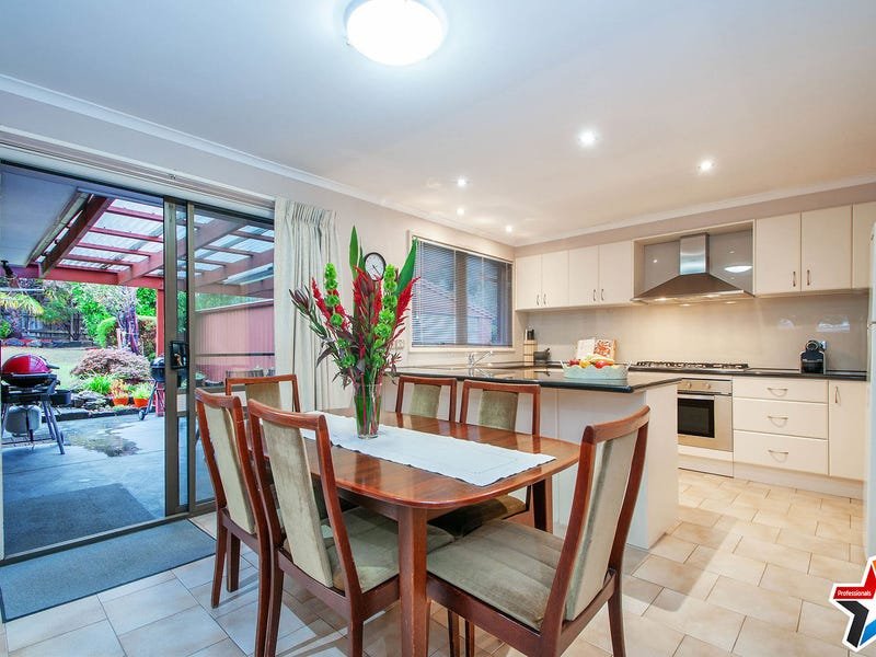 2 Jean Court, Mooroolbark image 4